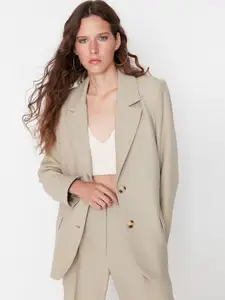 Trendyol Single-Breasted Notched Lapel Collar Blazer