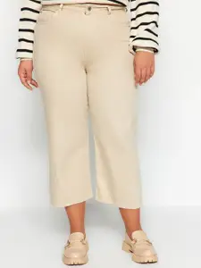 Trendyol Women Clean Look Regular Fit Mid Rise Cotton Jeans