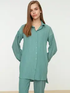 Trendyol Puff Sleeves Self Design Casual Shirt