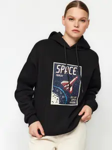 Trendyol Graphic Printed Hooded Pullover