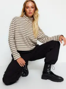Trendyol Striped High Neck Pullover Sweatshirt