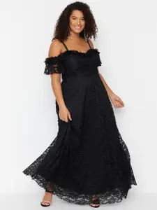 Trendyol Self Design Off-Shoulder Maxi Dress