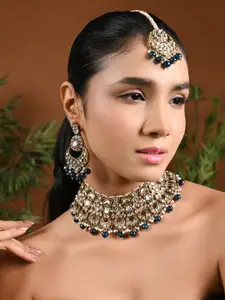 I Jewels Gold-Plated Choker Necklace & Earrings Set With Maang Tika