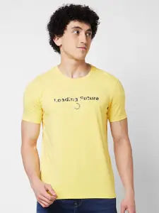 SPYKAR Typography Printed Round Neck Slim Fit T-shirt