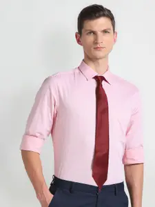 Arrow Textured Spread Collar Cotton Formal Shirt