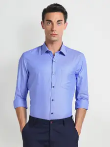 Arrow Slim Fit Spread Collar Long Sleeves Cotton Formal Shirt