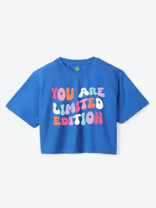 YK Girls Typography Printed Round Neck Pure Cotton Boxy Crop T-shirt