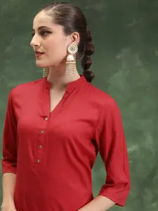 Vishudh Chevron Printed Band Collar Straight Kurta