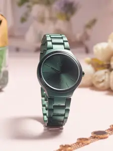 Fastrack Vyb Slayer Women Analogue Watch FV60008KM03W