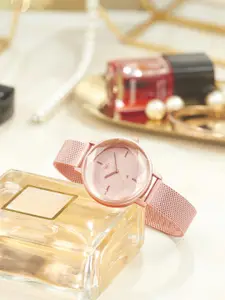 Fastrack Women Stainless Steel Wrap Around Straps Analogue Watch FV60010WM01W