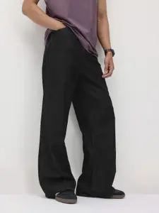 The Roadster Life Co. Men Mid-Rise Bootcut Jeans