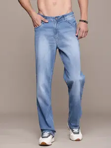 Roadster Men Straight Fit Light Fade Stretchable Jeans