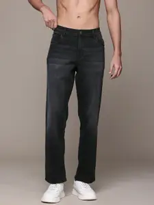 The Roadster Lifestyle Co. Men Straight Fit Light Fade Stretchable Jeans