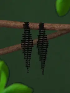 AMI Artificial Stones Drop Earrings