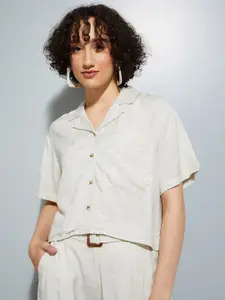 max URB_N Women Spread Collar Solid Chest Pocket Opaque Casual Shirt