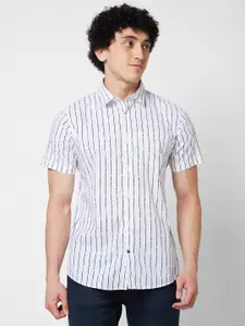 SPYKAR Vertical Striped Spread Collar Cotton Linen Casual Shirt