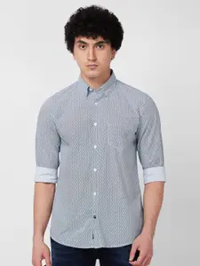 SPYKAR Geometric Printed Cotton Casual Shirt