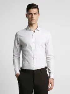 Peter England Slim Fit Grid Tattersall Checks Formal Shirt