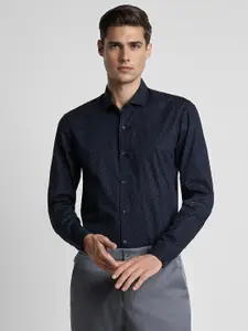 Peter England Slim Fit Micro Ditsy Printed Formal Shirt