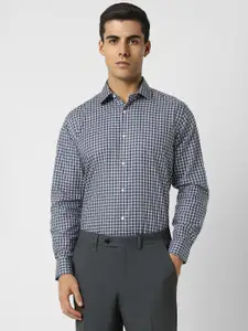Van Heusen Checked Spread Collar Long Sleeves Cotton Formal Shirt