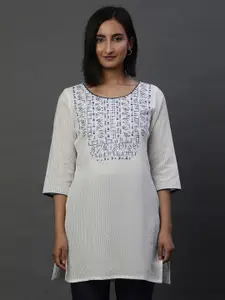 AURELIA Floral Embroidered Thread Work Straight Kurti