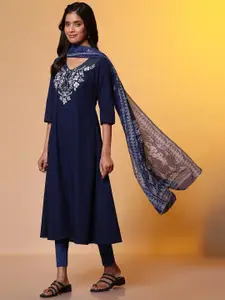 AURELIA V-neck Three Quarter Sleeves Striped Thread Work Cotton Kurta