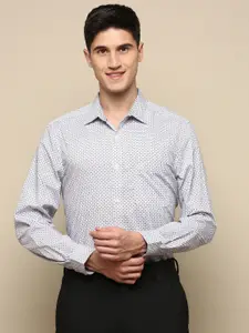 INVICTUS Standard Floral Printed  Cotton Spread Collar Slim Fit Opaque Formal Shirt