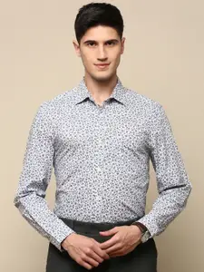 INVICTUS Spread Collar Standard Slim Fit Cotton Opaque Printed Formal Shirt