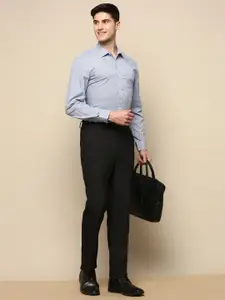 INVICTUS Spread Collar Standard Slim Fit Micro Checks Cotton Opaque Formal Shirt