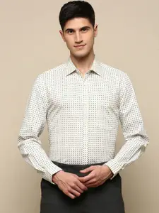 INVICTUS Spread Collar Standard Slim Fit Cotton Opaque Printed Formal Shirt