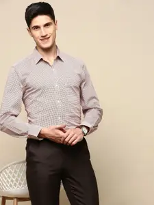 INVICTUS Standard Micro Checks Printed Cotton Spread Collar Slim Fit  Opaque Formal Shirt