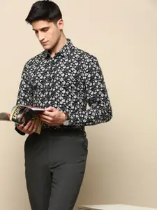 INVICTUS Spread Collar Standard Slim Fit Cotton Floral Opaque Printed Formal Shirt