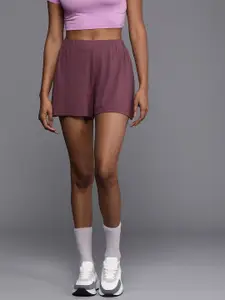 Boohoo Women Solid Flippy Shorts