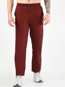 SQUIREHOOD Men Mid-Rise Cotton Twill Sports Track Pant