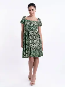 Stylecast X Hersheinbox Abstract Printed Puff Sleeves A-Line Dress