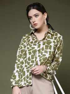 Selvia Standard Animal Printed Spread Collar Satin Casual Shirt