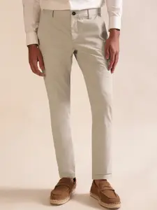 Andamen Ultra Men Solid Slim Fit Mid-Rise Stretchable Twill Woven Chinos