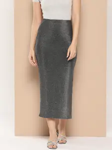 Chemistry Women Solid Pencil Midi Skirt