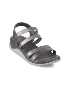 Tresmode Colourblocked Flatform Sandals with Buckles