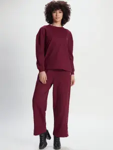 SONA Round Neck T-shirt With Trousers