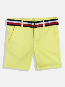 Tommy Hilfiger Boys Self Design Slim Fit Regular Shorts With Belt