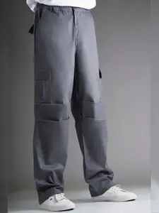 BAESD Men Relaxed Straight Leg High-Rise Easy Wash Pocket Detailing Cargos Trousers
