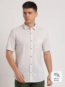 Turtle Relaxed Slim Fit Printed Cotton Casual Shirt