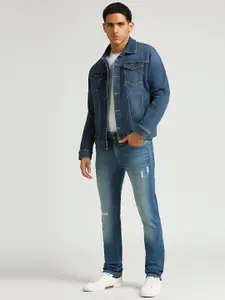 Pepe Jeans Men Slim Fit Mildly Distressed Light Fade Whiskers Stretchable Jeans