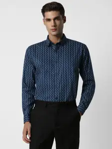 V Dot Slim Fit Vertical Striped Long Sleeves Party Shirt