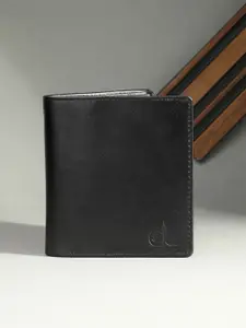 CLOG LONDON Men Leather Two Fold Wallet