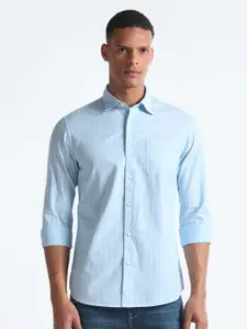 Flying Machine Slim Fit Opaque Striped Cotton Casual Shirt