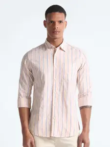 Flying Machine Vertical Striped Cotton Slim Fit Opaque Casual Shirt