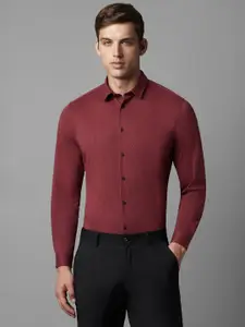 Louis Philippe Sport Super Slim Fit Textured Spread Collar Long Sleeves Casual Shirt