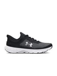 UNDER ARMOUR Men Woven Design Charged Escape 4 Knit Running Shoes